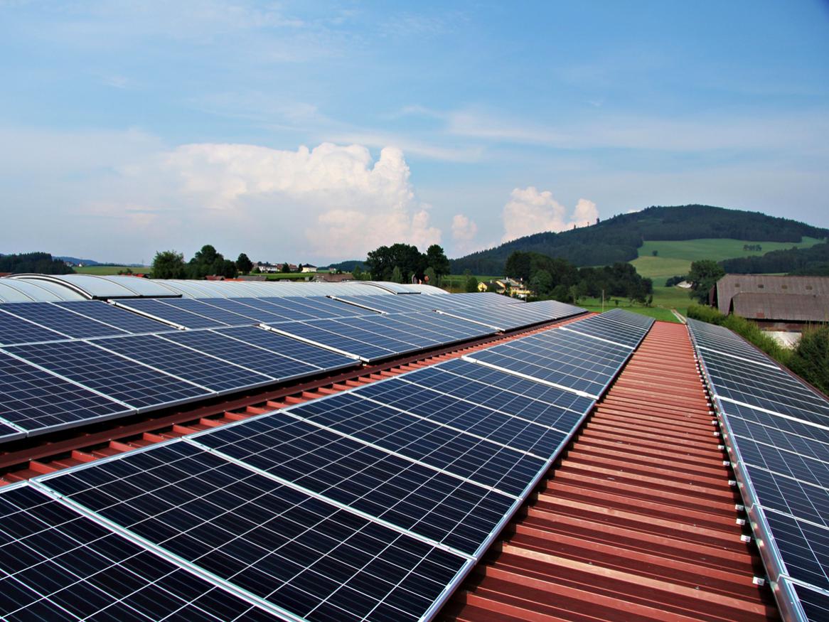 Solar power on a rooftop for the UAiPhD
